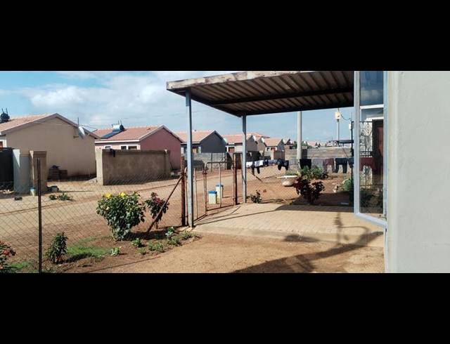 2 BEDROOM PROPERTY TO RENT IN PALM RIDGE